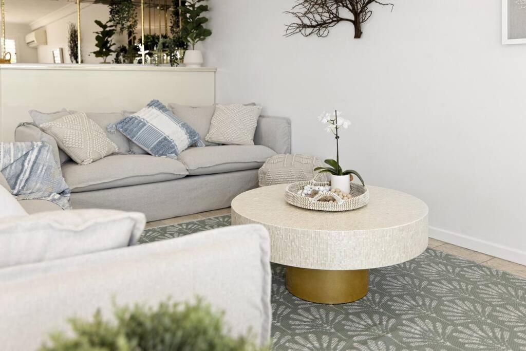 64 Isle Of Palms Apartment *